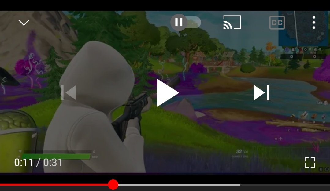 Etanibrut's tweet photo. @ConsequenceYT @FortniteStatus Meanwhile fortnite players on iphone: https://t.co/c1cQKU1WTs