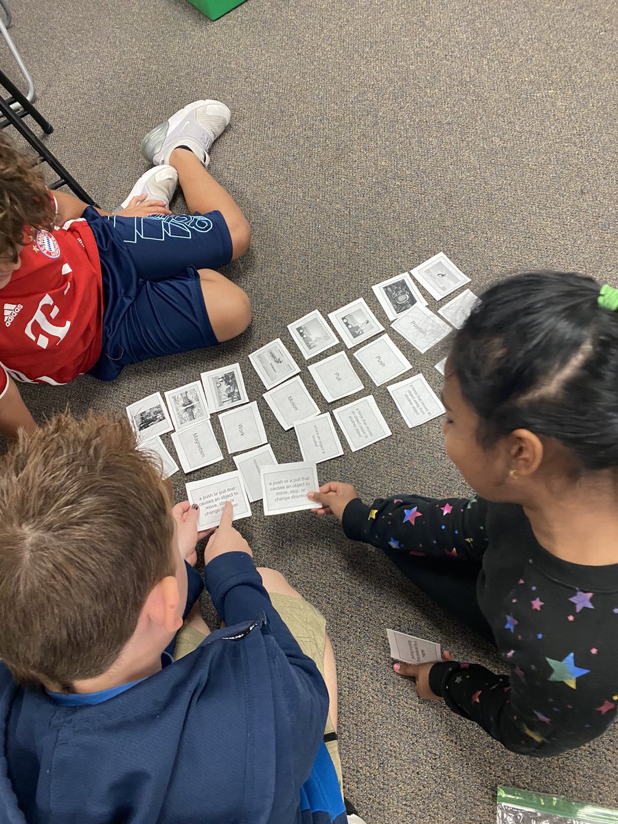KutacTonya's tweet photo. Third graders test their knowledge of science vocabulary doing vocabulary magic! @TadlockElem #tadlocklearns #FISDelemscience https://t.co/vKnrR7Zr8Z