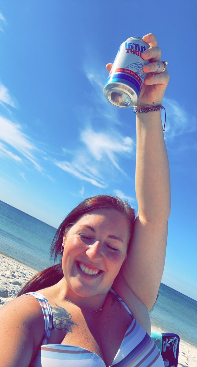 haley_holmes's tweet photo. 🌞 https://t.co/nLLSu1V2fg