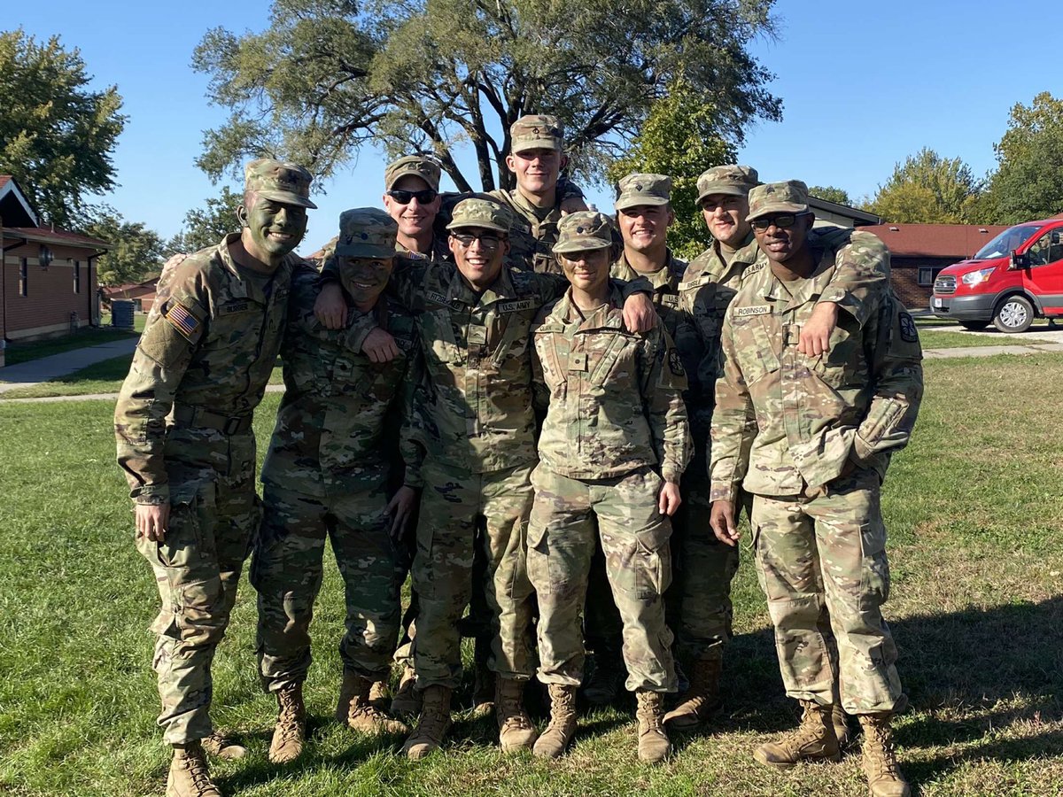 UNI ROTC tweet media