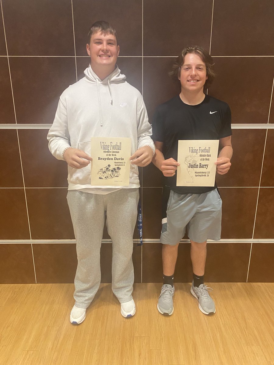 Our offensive players of the week for the 22-21 win over Springfield:

OL- Brayden Davis
QB- Justin Barry