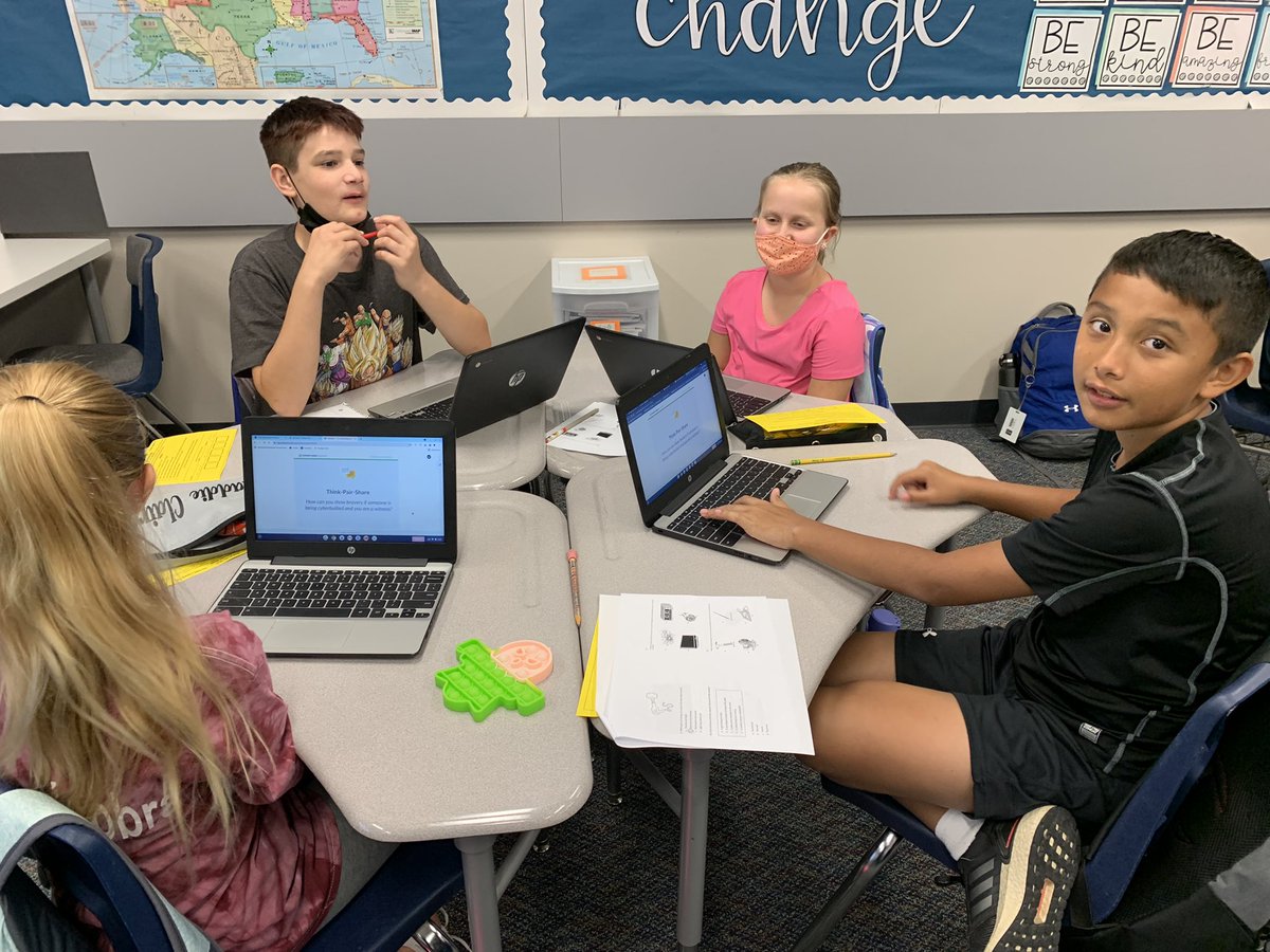 gottasectech's tweet photo. It’s our 4th annual @CollinsCobras #DigCitWeek! #6thgrade Sts learned strategies for staying safe talking w/ online friends last week, and this week our #5thgrade is learning strategies to be an #upstander to cyber bullying! #buddynotbully #DigCitWeek #DigitalCitizenshipWeek https://t.co/nGM10QjiVO