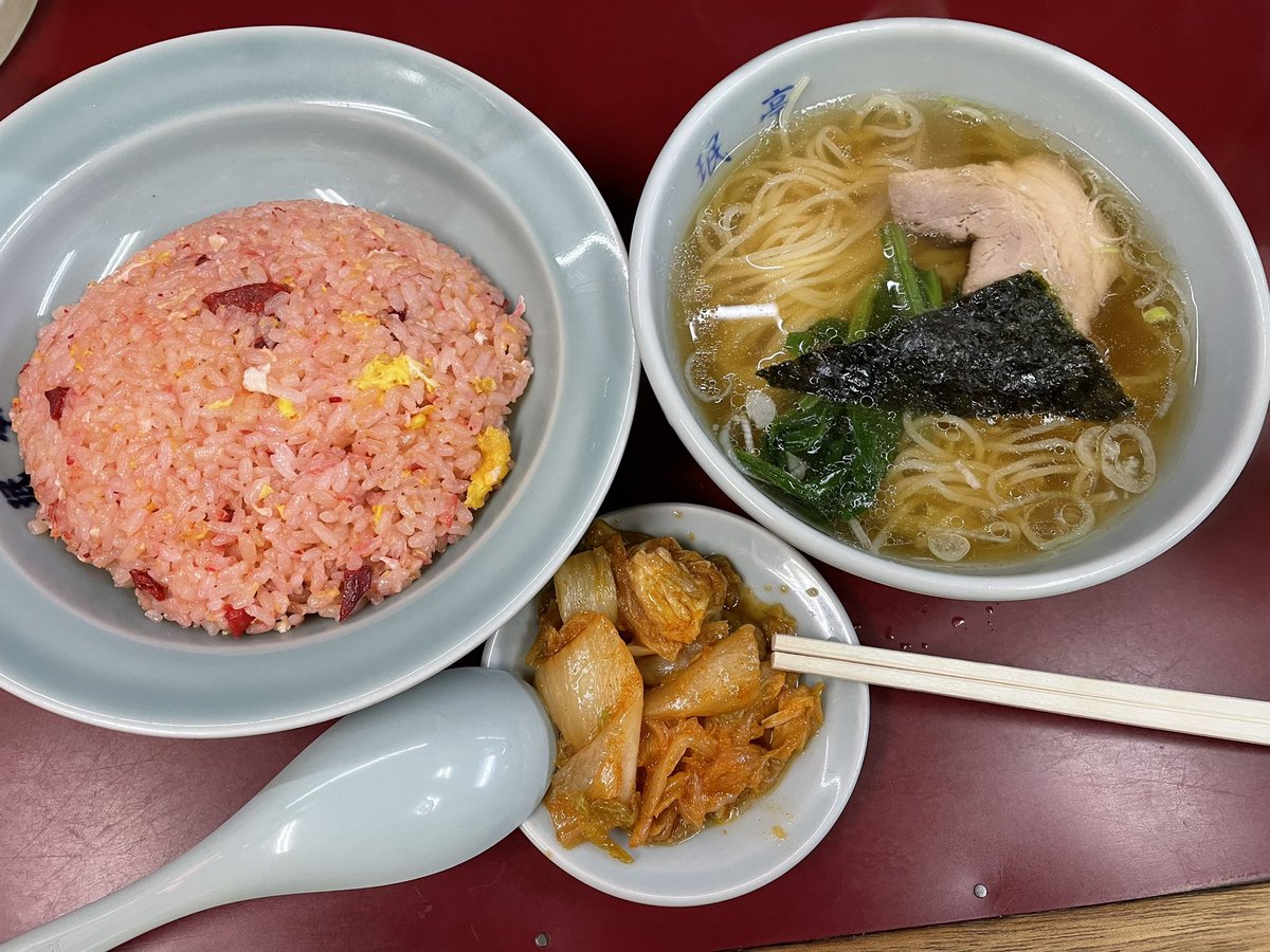 tamuramotoco's tweet photo. 「B型の女たち10」配信終了！

「B型の女たち」を
愛し応援してくださったみなさまに心から感謝申し上げます✨

上演終わって2週間
お客様もキャストスタッフも
問題なく元気でよかったー🍀

昨日はハートとスペード両方配信で見納めましたよん

というわけで

ランチはもちろん眠亭のラーチャンで😊💕 https://t.co/0nKmIN7im7