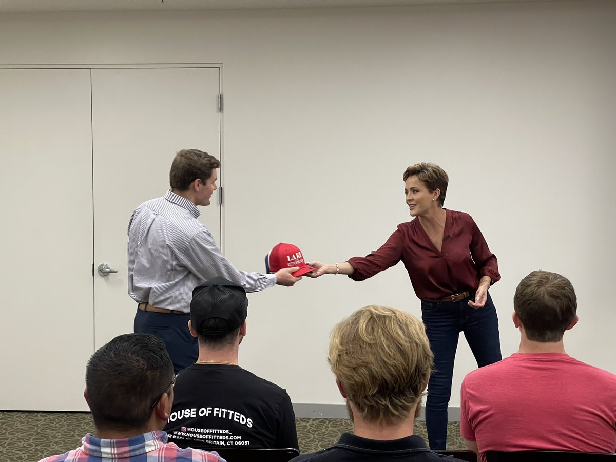 asu_gop's tweet photo. Thank you for stopping by @KariLake! Our students had a great time hearing about your plans as Arizona Governor! #AZGov https://t.co/ypm67Z4g9i