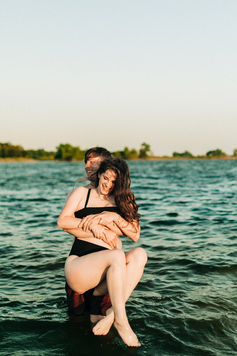 Mrs_H2_O's tweet photo. @LoLPyroze I love you ♥

#ResolvedPhotography #shotfam2point0 #aislebehendershot #hookedonhendershot #marriagefirstyear https://t.co/m8TjVcrdue