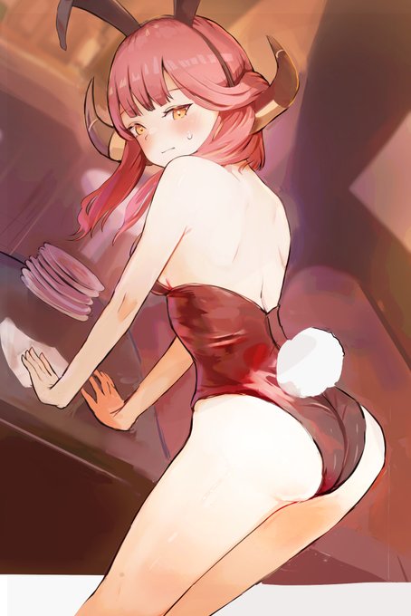 #ブルアカ 
#ブルーアーカイブ

陸八魔アル

視線をかんじてるアルちゃんのバニー 