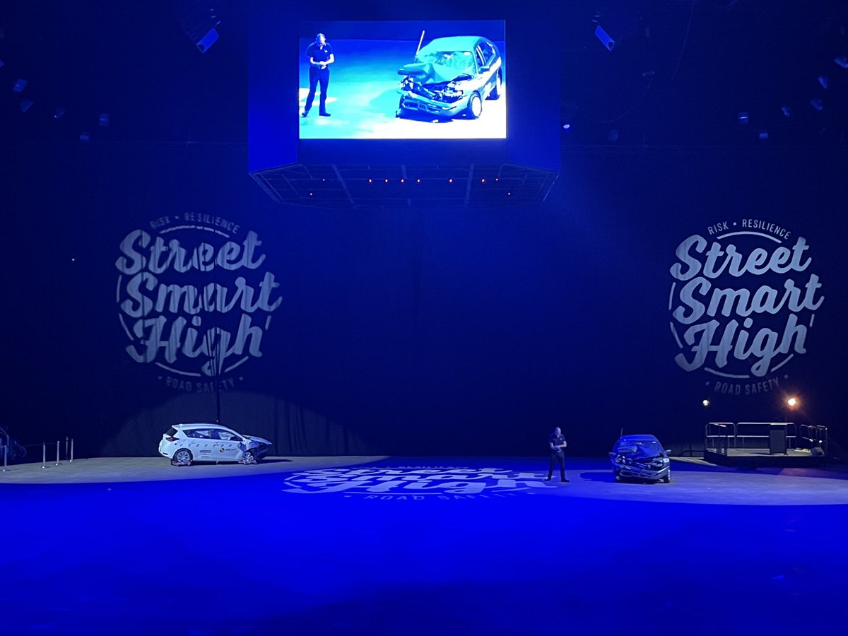 RAAofSA's tweet photo. RAA’s Andrew Clarke demonstrating the difference an @ANCAPsafety five-star rating makes in a head-on crash. #streetsmarthigh #roadsafety #driversafety - “The safety rating is so much more important than the car’s colour, wheels or power.” https://t.co/fnf2yd7NAl