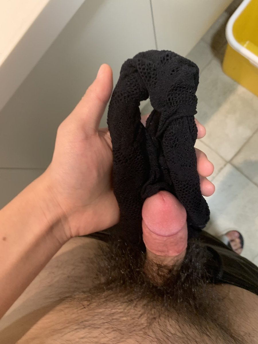 第34集 合租女室友系列（11）

#原味 #丝袜 #内裤 #棉袜 #扫楼 #潜入