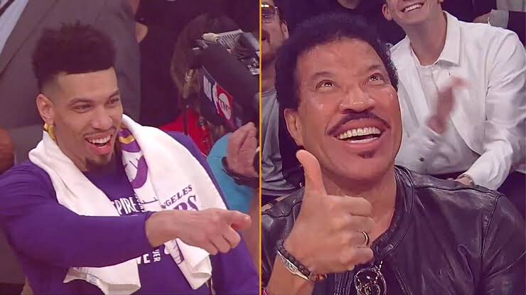 bearoski's tweet photo. @theagesport @warriors @LionelRichie Danny Green says Hello https://t.co/msXyBiRDAC