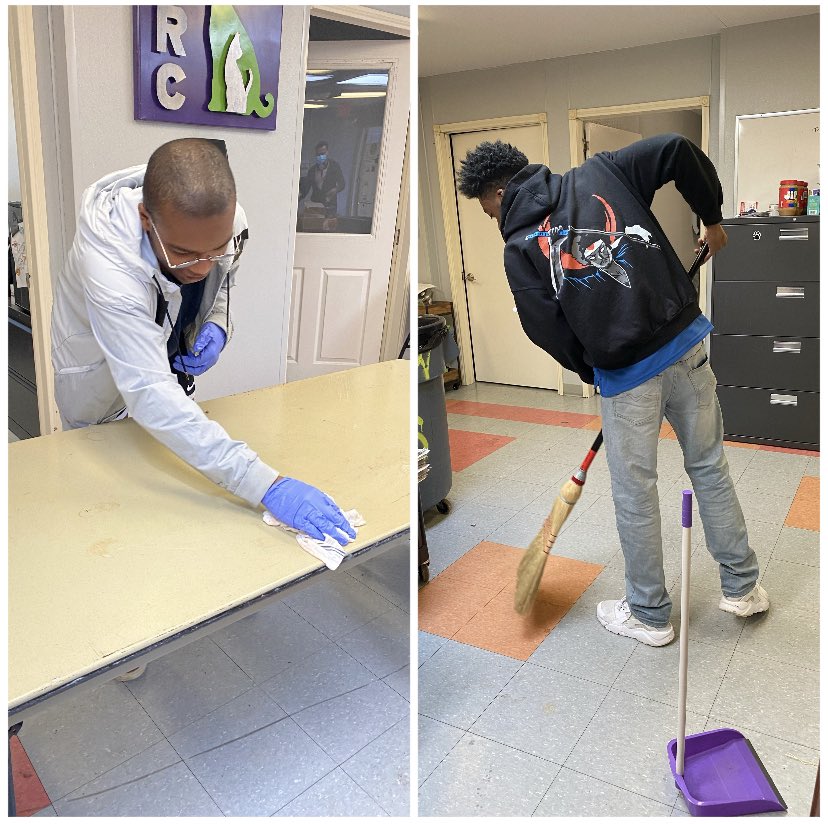 MrsPhaeB's tweet photo. Creating enrichment for the pets🐾 at Barc Animal Shelter can be a tedious job! Our young adults work a 2 hour shift and are exhausted afterward! Ladies and gentlemen, welcome to ADULTHOOD 🥳💪 #jobskills #employable #taskscompleted @HumbleISD @HumbleISD_CAM https://t.co/2wTTFiKTfh
