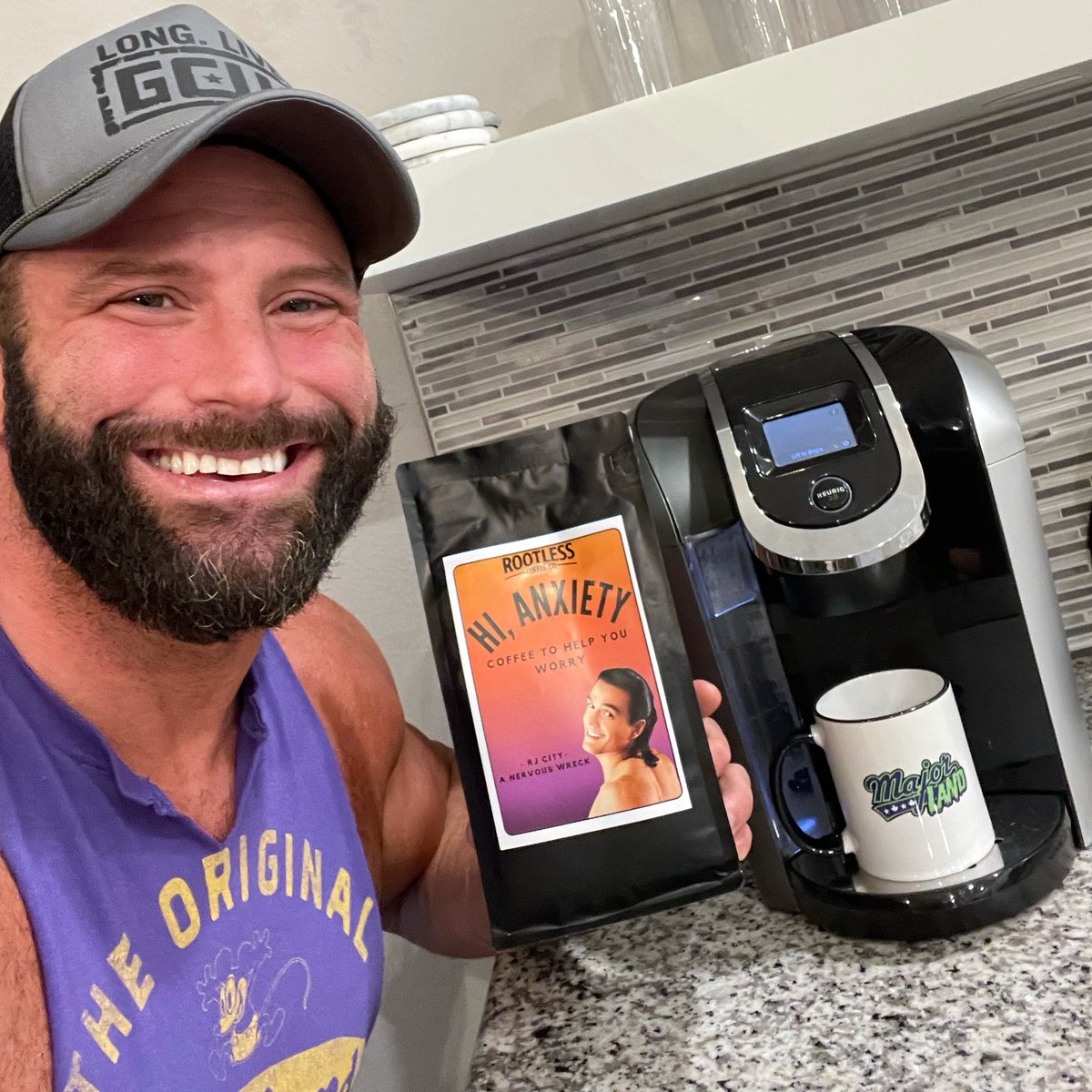 MajorlandPod's tweet photo. Can’t wait to try this @RJCity1 coffee! #MajorMugs @majorlandpod https://t.co/O9n4gNzm6H