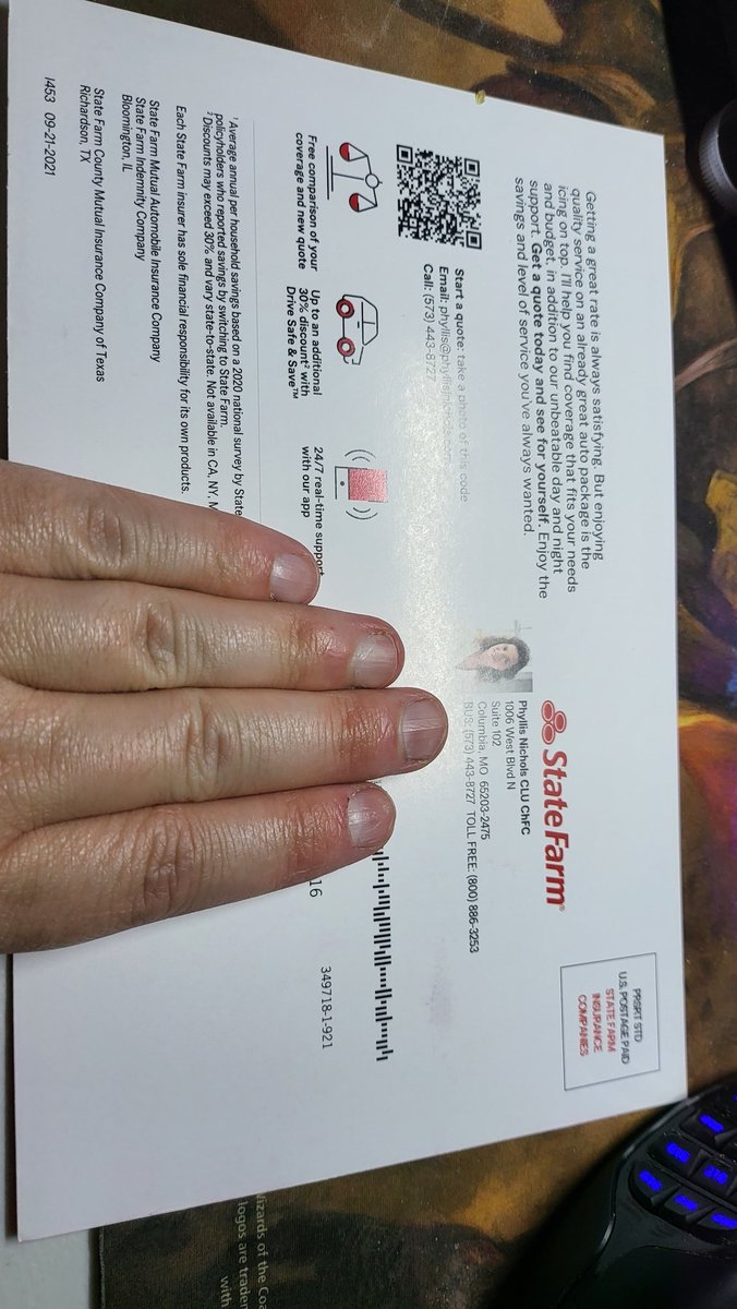 kkapka's tweet photo. Hey @StateFarm what kind of auto insurance so you offer to dead people? Seriosuly, check your spam list better. https://t.co/rpemnZBybz