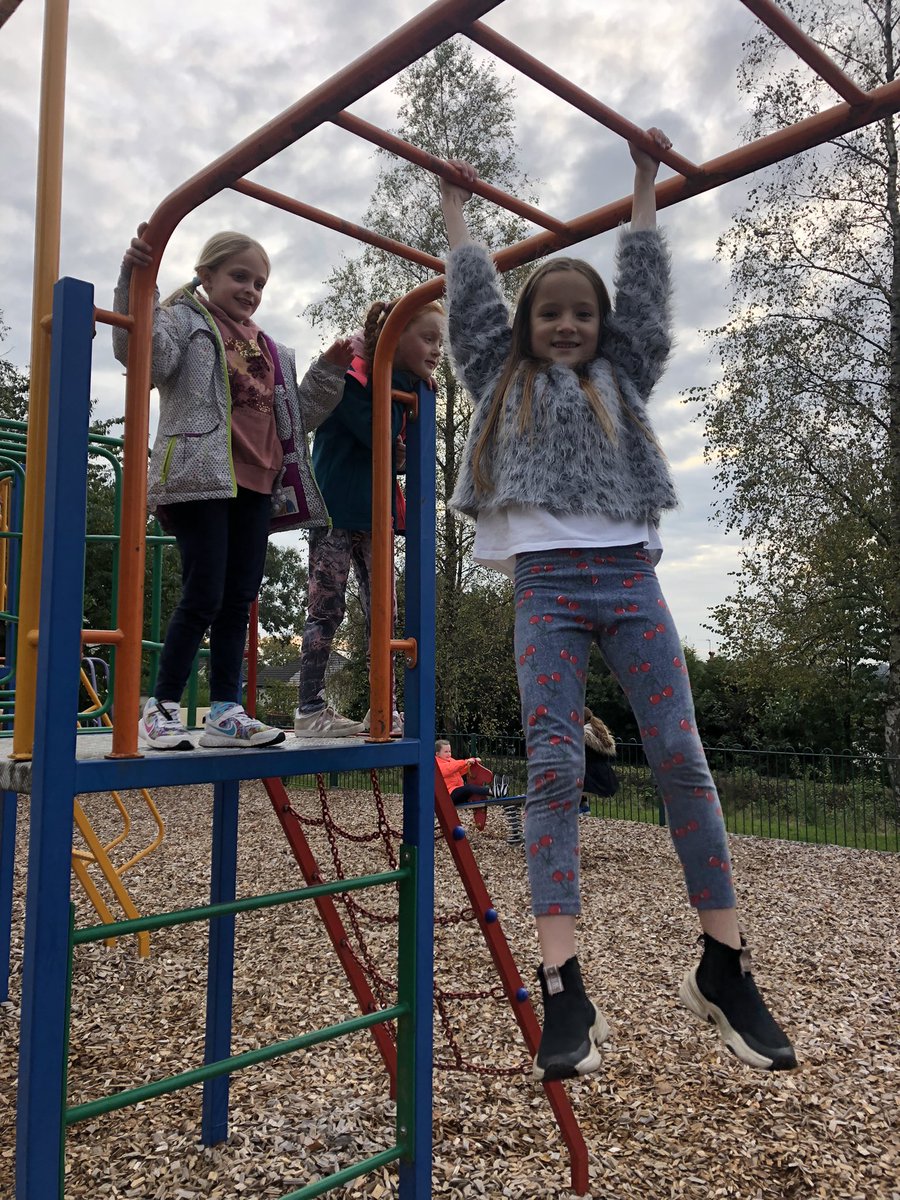 2ndWhittle's tweet photo. Phew, the leaders have just about recovered from our sleepover this weekend! After a couple of postponements it finally happened 🥳

Teepees, cinema screen, playground, takeaway, campfire songs, fun with friends… what more could a Brownie want?!!

@Girlguiding_NWE @LancsNW https://t.co/AbsuXEvaCy