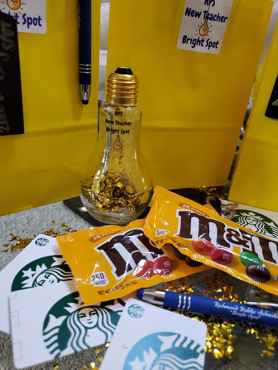 Pinkgiraffe1015's tweet photo. So happy to have the opportunity to finally meet these 2020-21 "New Teacher Bright-Spots"in real time, to   present some small tokens of encouragement! Keep shining bright! Thank you for your sponsorship of Starbucks gift cards @edconnective @RPS_Schools @AutumnNabors1 https://t.co/EPApsK1CAt