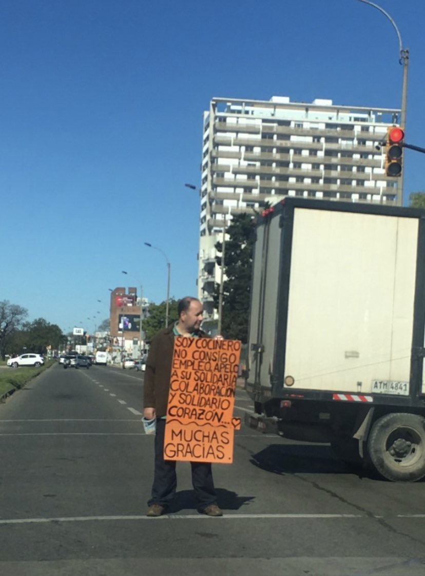 Vamos ayudarlo? <a href="/pugliainvita/">Sergio Puglia</a> <a href="/ithu_uruguay/">ITHU - Instituto Turístico Hotelero del Uruguay</a> <a href="/elfranchuteji/">Franchute • Laurent Lainé</a> <a href="/AnaDuranok/">Ana Duran</a> <a href="/XimeTorres8/">Xime Torres El #8M es de NOSOTRAS</a> <a href="/LaCorteResto/">La Corte Restaurant</a> @cafeganacheuy <a href="/MonzeglioRemo/">Remo Monzeglio</a> <a href="/_Escaramuza/">Escaramuza</a> <a href="/lareceta12/">La Receta</a>
