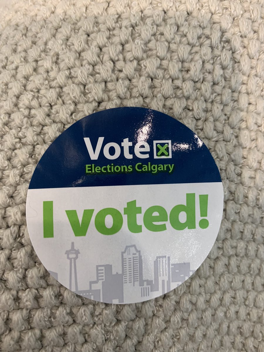 SagePMcIntosh's tweet photo. The line was longer than I expected but very efficient and so worth the wait! #yycvote #yyc https://t.co/gck6HEK7GW