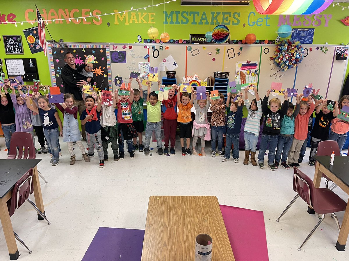 When you read “How I met my Monster” by Amanda Noll  and give kindergarten paper, scissors, and glue you get the cutest monsters ever!!!  @Tyler_STEAM @natoverstreet #GISDGr8ness <a href="/mambrinosteam/">STEAM Academy at Mambrino</a> <a href="/granburyisd/">Granbury ISD</a>