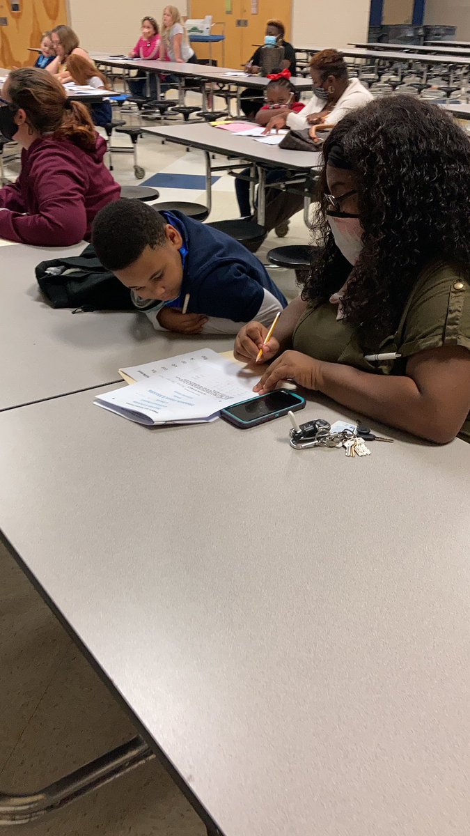 BCSSCurriculum's tweet photo. Reading Specialists and Mrs. Harris at WOP are hosting Parenting 101 to equip parents with tools to help increase student literacy skills #scienceofreading #ParentsMatter @butlercountyss @ButlerCoReading @AlabamaAchieves https://t.co/bSxtldz3AQ