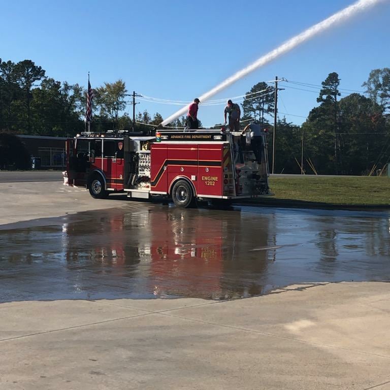 Advancefire12's tweet photo. Great day for New Driver's Training. Assistant Chief Burke leads the Fire Equipment Operators (FEO)Training exercise. https://t.co/NmiawlmR8Y