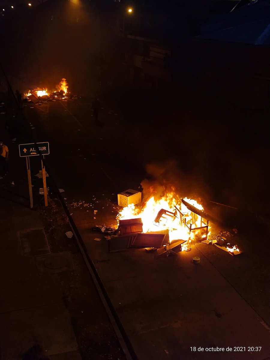 aletopito's tweet photo. Yaaaaaaa, se fueron al porcino 🤬 🙄 #Temuco https://t.co/VT62x53WYO