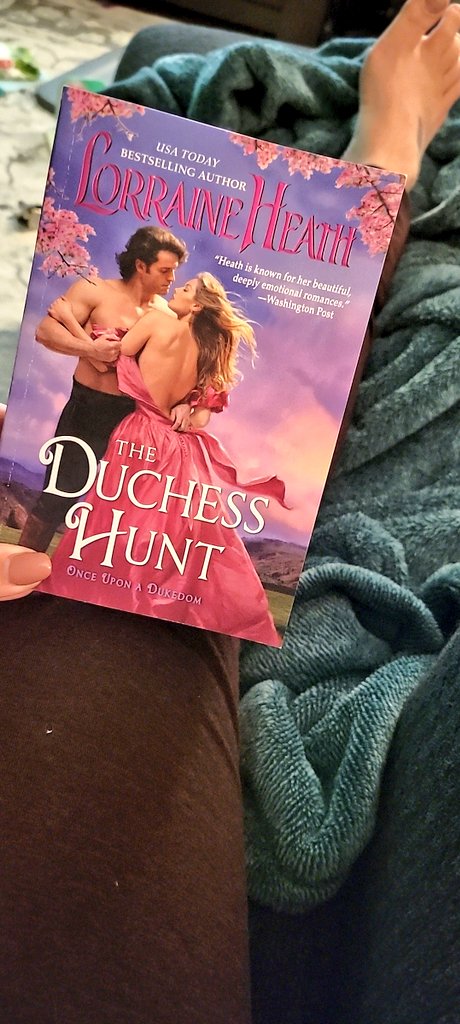 AGirlReadsBooks's tweet photo. Starting tonight!!
#booktwt #currentlyreading #happilyeveravon #readavon #lorraineheath
@avonbooks @Lorraine_Heath https://t.co/Zx6DZoLGqW