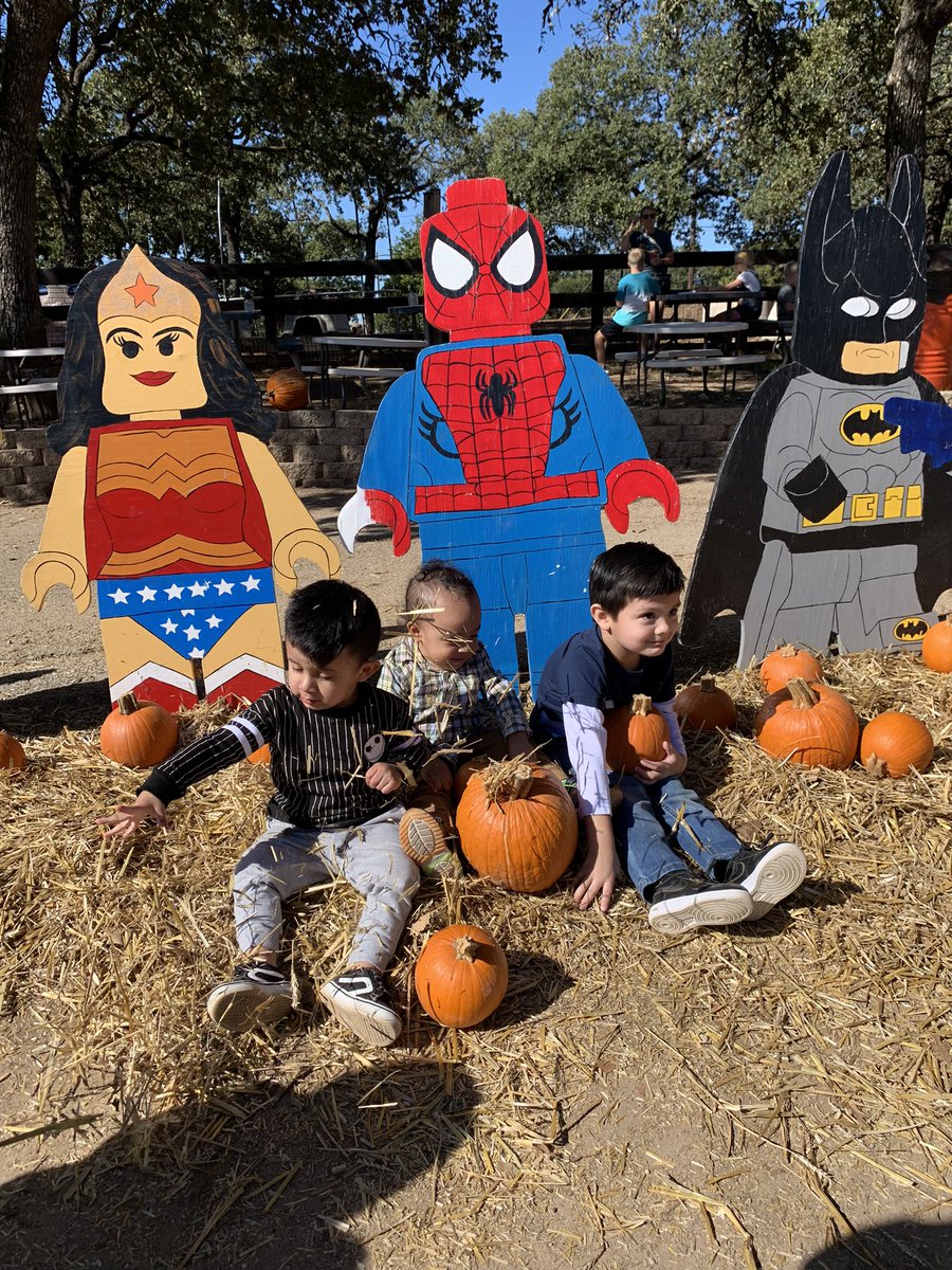 marievictoria35's tweet photo. #pumpkinpatch2021๐๐งก๐ป๐ https://t.co/2bZ6niDClc