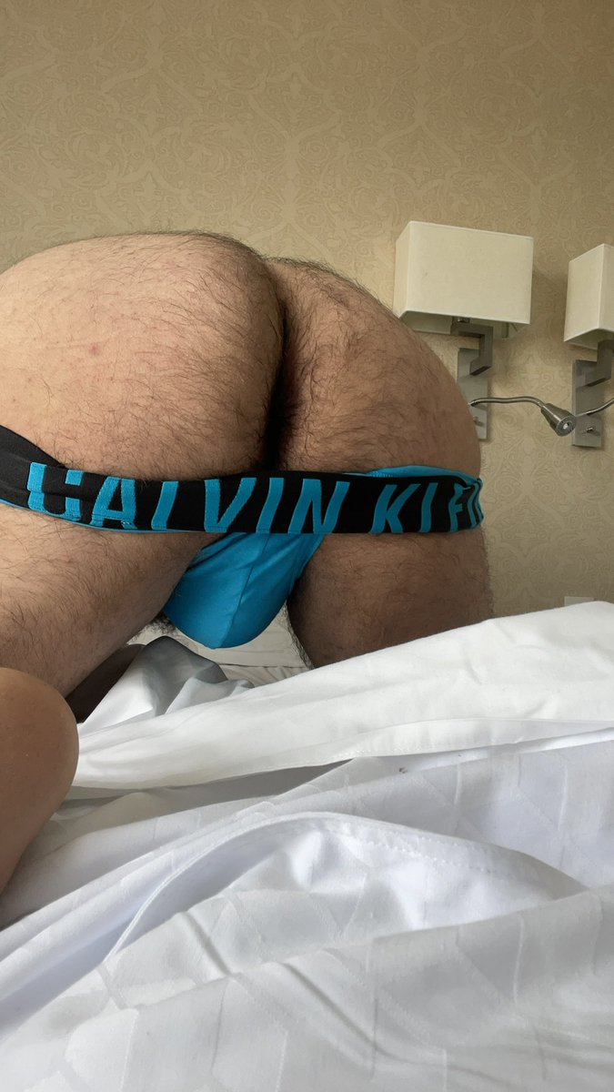 underw69_'s tweet photo. @Alex_8676 Donde quieras me siento https://t.co/VJM7HFjXAo