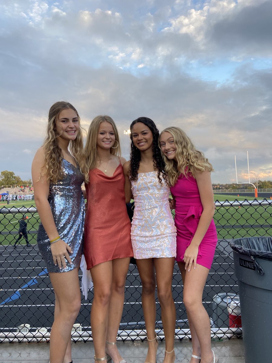 FDHS Girls Soccer Fan tweet media