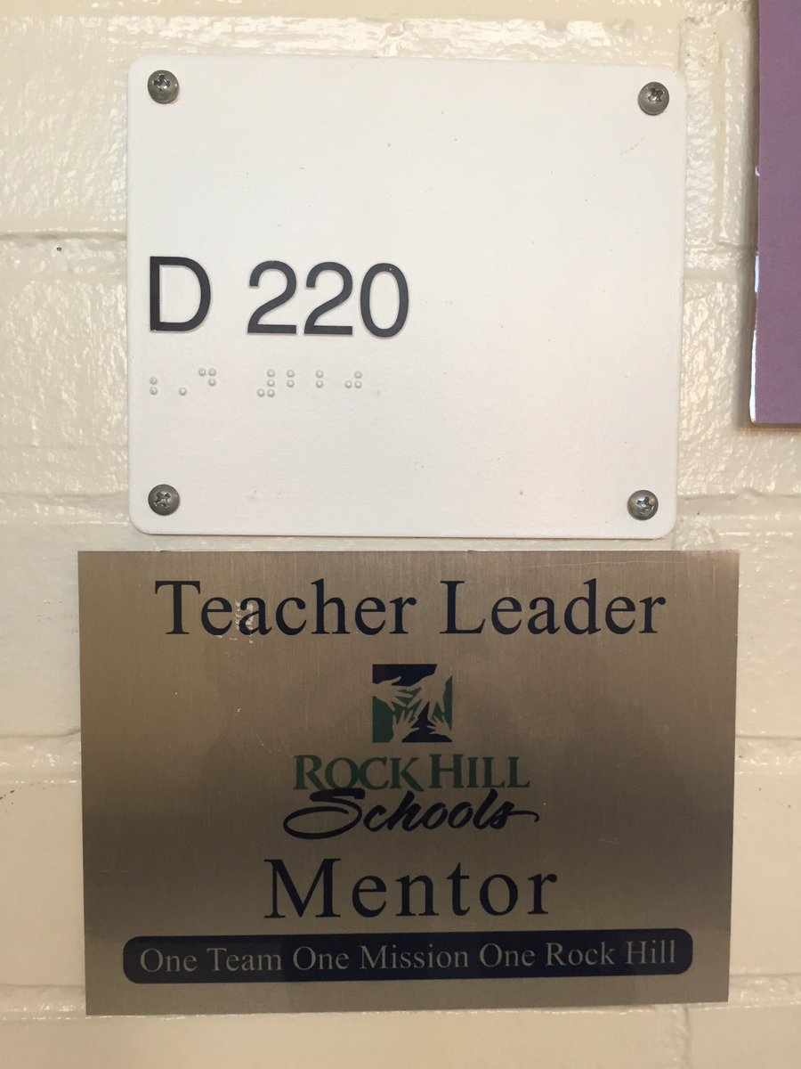 hollyastuart's tweet photo. I’m loving my role as a mentor teacher this year! I think I am learning as much (if not more) from my mentees as they are from me.

Intentional reflection on best practices and strategies leads to everyone becoming better! 💚💚💚

#stuartsciemce #teachbetter #tlap #revoltLAP https://t.co/7wddctDMfq