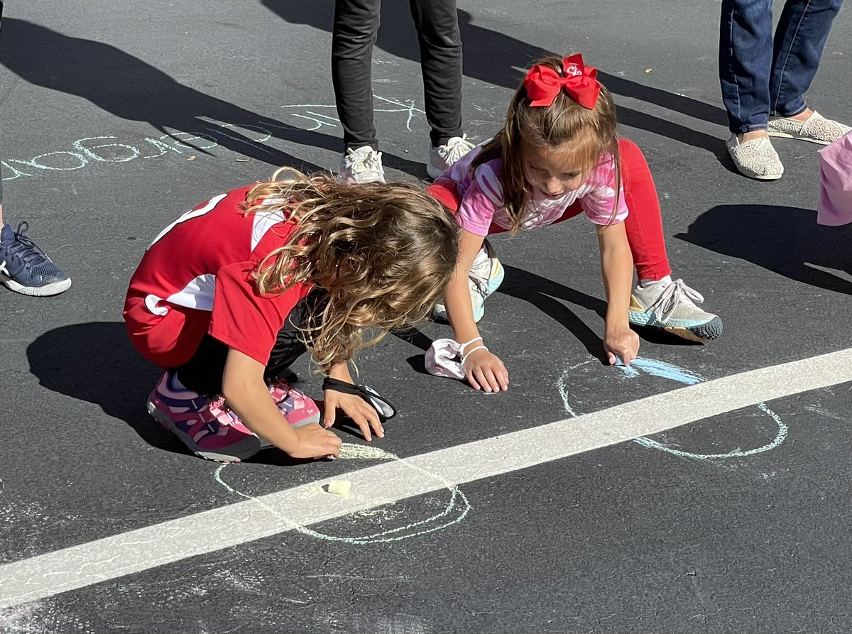 VizKindergarten tweet media