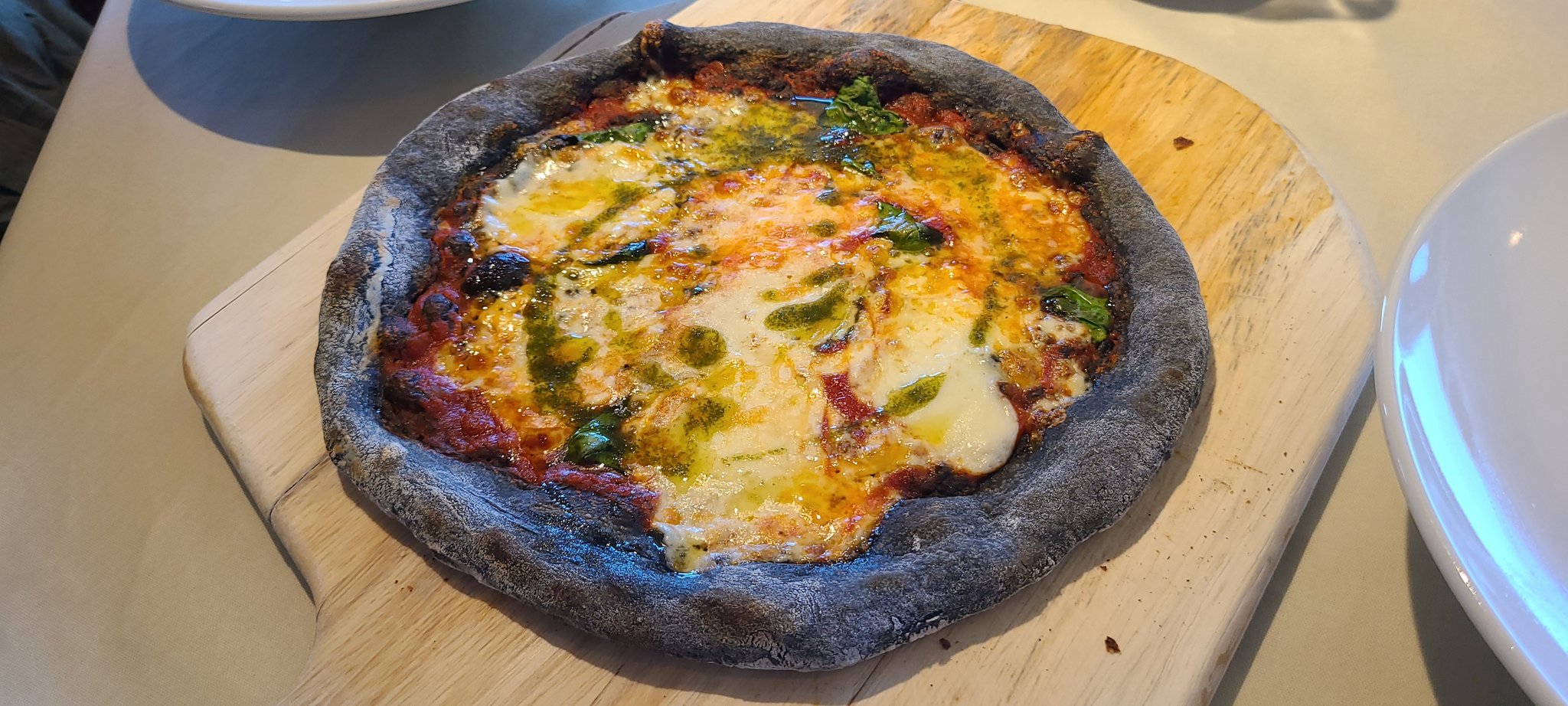 薫 Lio Crepe 上富田町にある苺農家さんが直営でやってるクレープ屋さん 苺が旬なとき食べに来たけど苺がマジ美味しい 苺がない季節は苺の提供してないけど クレープの提供はしてるのでお時間あれば是非 T Co Oairakgz8p Twitter
