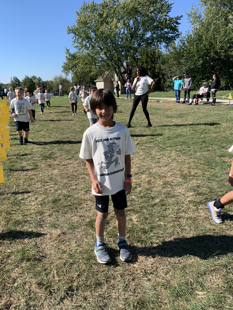 ms_pecoraro's tweet photo. Thank you @MrsKlassman_PE &amp; @DuJardinPTO! We had a great time! #leadlikeajaguar https://t.co/EXyklay0qd