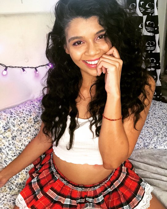 ✨All smiles✨ https://t.co/4ggw6A0PKG