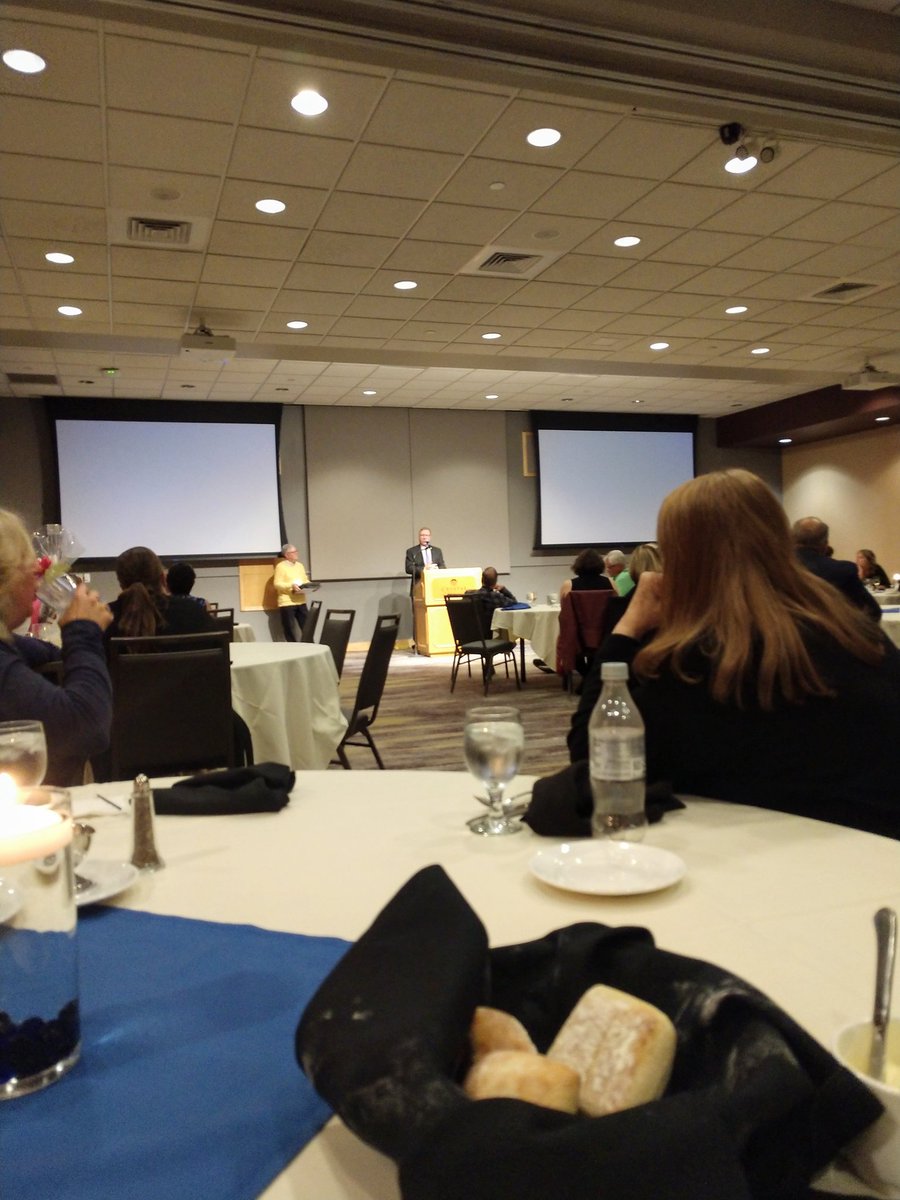 Jules_Atkinson's tweet image. This program better hurry and end, because #TenderMercies is one of my very favorites! #conferenceproblems
#TCMParty