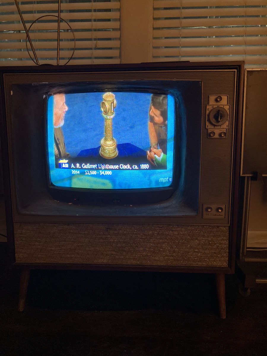 MikeBaris's tweet photo. My favorite item tonight the #LighthouseClock on #AntiquesRoadshow #PBS https://t.co/Y8knJCvkzZ