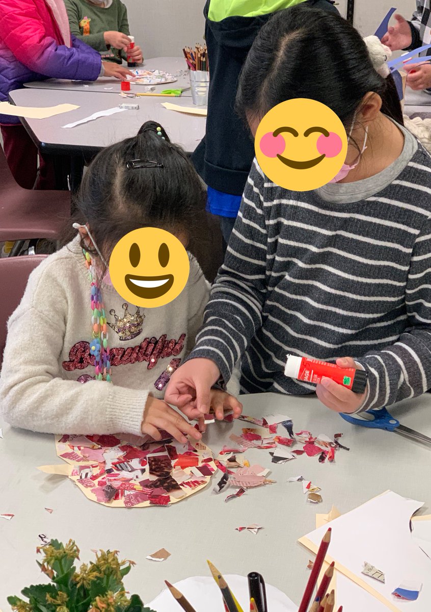 EktaaSingh3's tweet photo. It’s been a busy start to the school year in Div 4! One our main goals this year is to grow our #leadership skills. We are lucky to be working with our little buddies again! Today we showed them how to create mosaic #pumpkins to get ready for #Halloween. https://t.co/5F6VVQkItL
