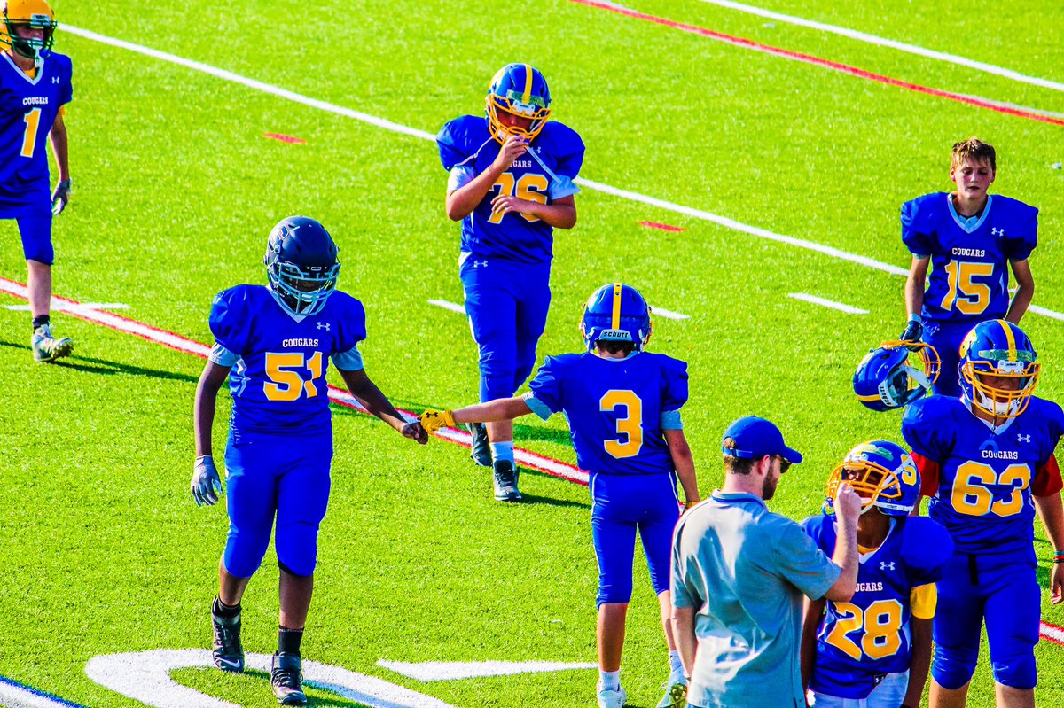 AWagner630's tweet photo. More than a FOGO/FOSO surfer 🏄‍♂️ who runs 🏃‍♂️... 
also a free safety😂
always a superb teammate 
 @Dwags_13 
#morethanaClub #MultiSport #fogo @Faceoff_Academy @NXTLCboys @SpringfieldSD (ETR 🏈 Football) https://t.co/0ou9tt1NTF