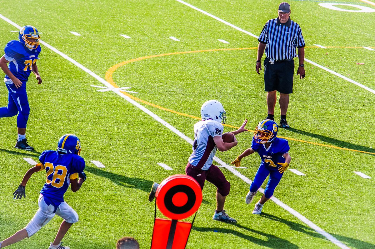 AWagner630's tweet photo. More than a FOGO/FOSO surfer 🏄‍♂️ who runs 🏃‍♂️... 
also a free safety😂
always a superb teammate 
 @Dwags_13 
#morethanaClub #MultiSport #fogo @Faceoff_Academy @NXTLCboys @SpringfieldSD (ETR 🏈 Football) https://t.co/0ou9tt1NTF