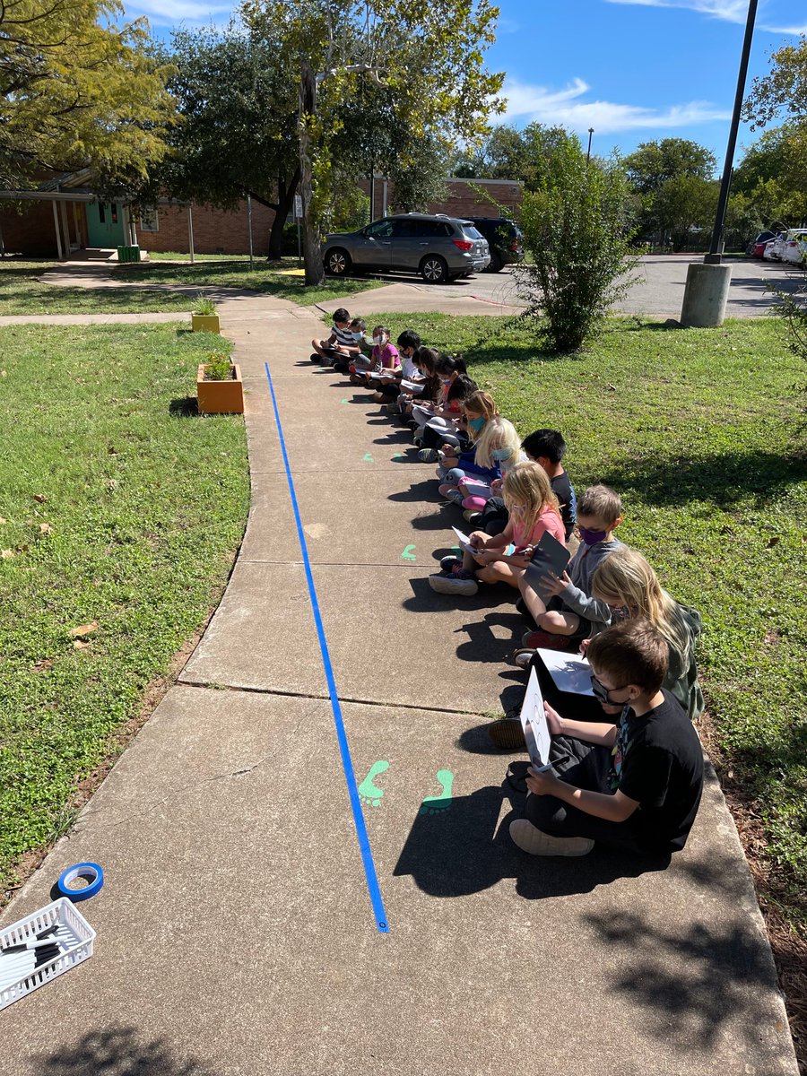HEPetruzzini's tweet photo. @CunninghamATX 2nd Graders were out in the cool fall weather co-constructing their understanding and learning about number lines. I am always so #AISDProud of our teachers and learners! @AISDElementary @StapletonEDU #outdoormath https://t.co/iwu9CJ2MDY