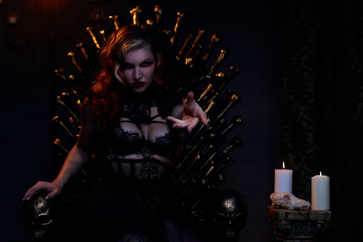 valexv84's tweet photo. Your dark queen awaits you, will you come?

Model: Nikki Knockout
MUAH: Ashly Martinez
Location: Altered Visions Studio
Edited with NBP Retouch Tools

#portrait #houstonmodels #houstonmodel #htxmodel #strobist #ocf #offcameraflash #paulcbuff #nbpretouchtools #canon #gothic https://t.co/9dxyn7b3hF