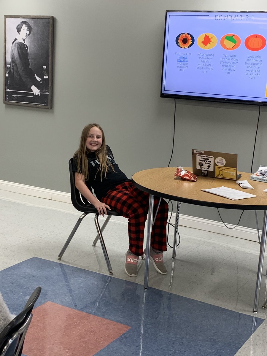 When you want to be a teacher more than anything and your mom and her teacher friends ask you to “co-teach”New Knights, but it’s pajama day too…what is a girl to do? Teach in her jammies of course 😊