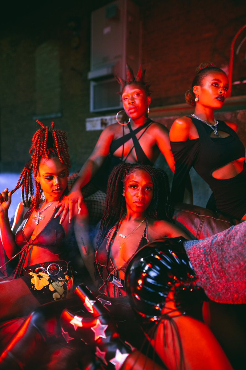 jabaribrxwne's tweet photo. THE ANARCHY (2021).
/Anarchy/ (n): absence of government and absolute freedom of the individual. 

Creative Director: @BBrxwne 
Director of Photography: @PhillyPortland 
Asst. Director: @riconastyadlib https://t.co/oDoCM8Kpsa