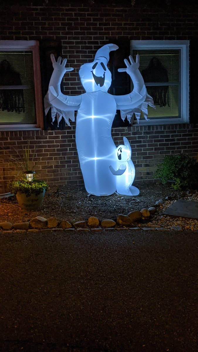 heatherspence's tweet image. Host Ghost!
#biologistproblems #parasitism