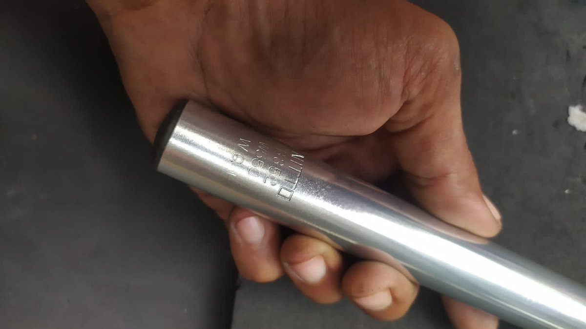 AganaHanif's tweet photo. WTS!!
Nitto B352 Albatros, Almunium, Kondisi Baru, clamp standar, panjang 550mm.
#fnfjb https://t.co/lJ86AfYUzr