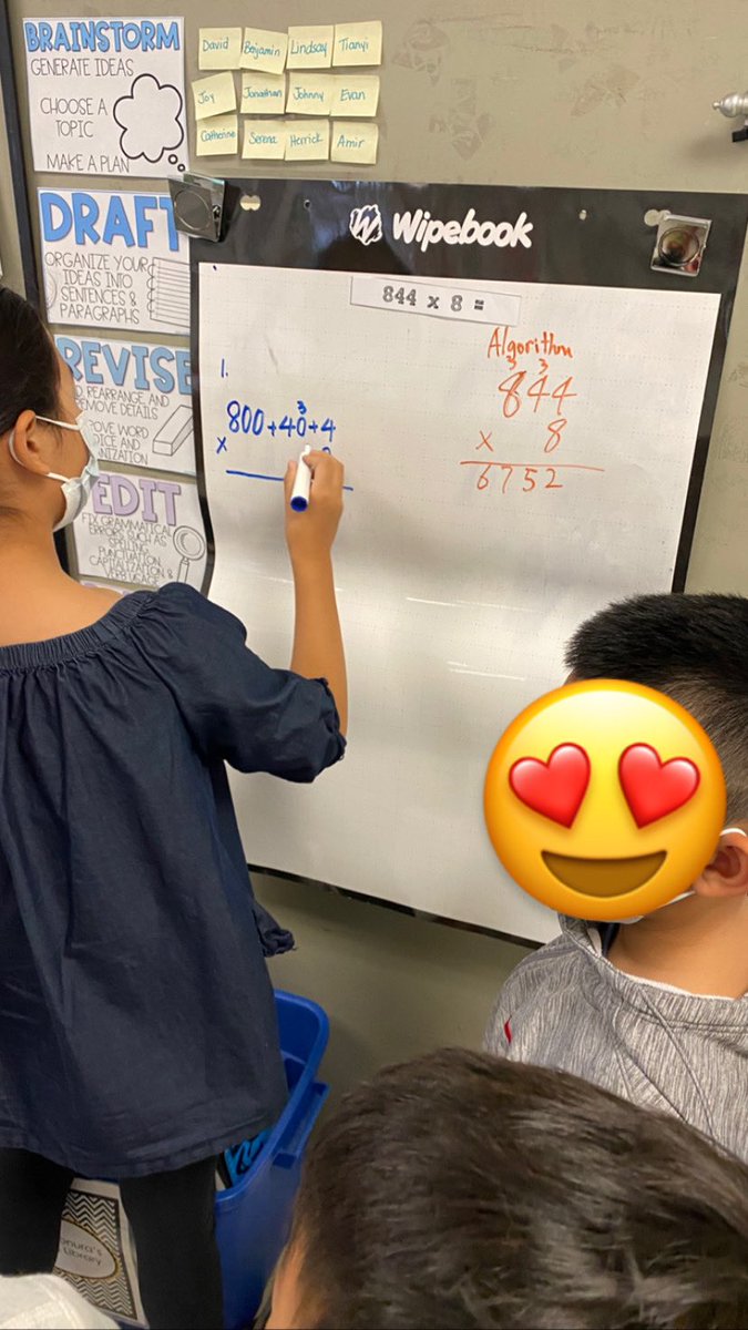 MrsBonura's tweet image. Ss working in ACTION as they solve multiplication questions using the distributive property and standard algorithm strategies. #threepartmathlesson #verticalspaces @Wipebook @WellingtonYRDSB @YRDSBmath #comprehensivemathprogram
