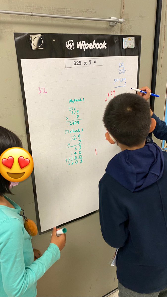 MrsBonura's tweet image. Ss working in ACTION as they solve multiplication questions using the distributive property and standard algorithm strategies. #threepartmathlesson #verticalspaces @Wipebook @WellingtonYRDSB @YRDSBmath #comprehensivemathprogram