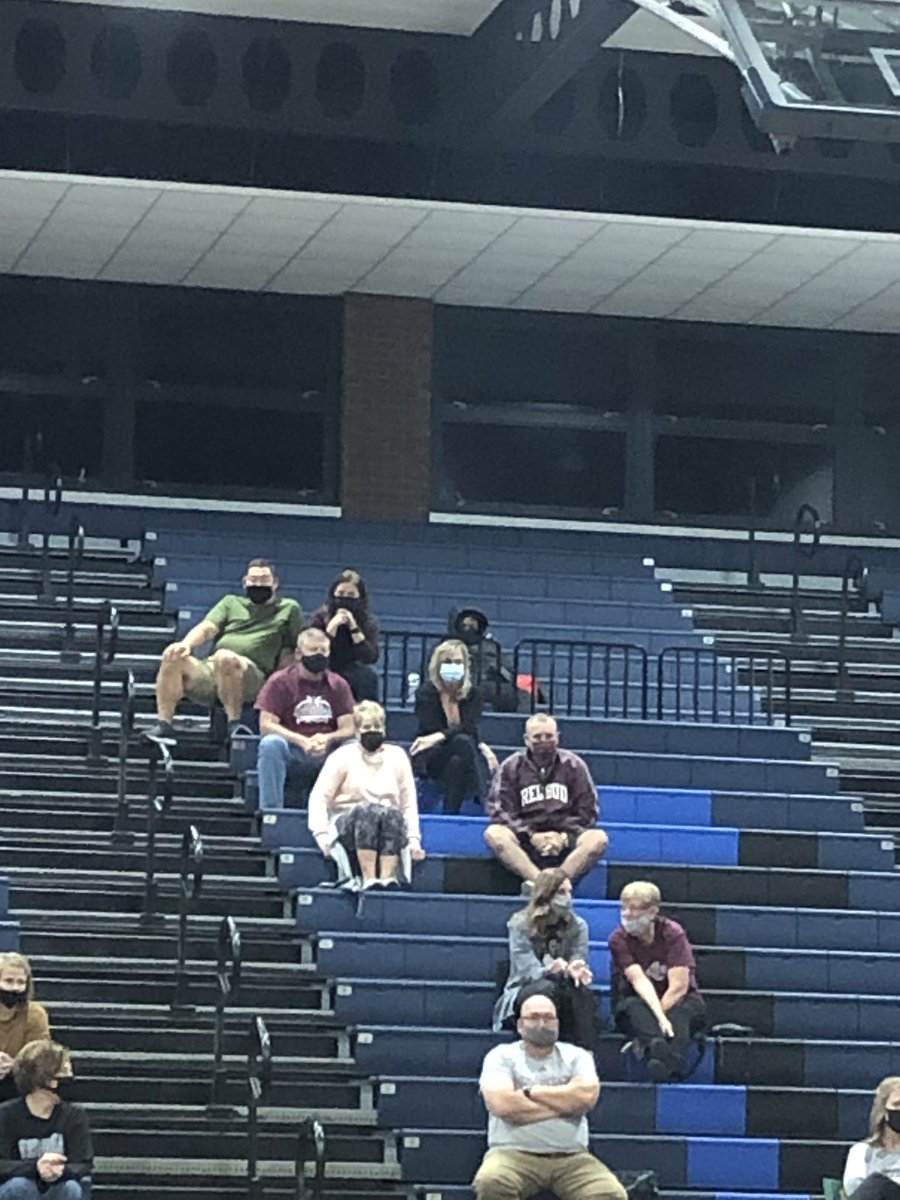 teachpadg's tweet photo. @coachdgill @BTHSEastLancers @HoernerKatie  Belleville East Social Studies Department legend in the house tonight for the nonconference volleyball matchup!!! You get a few, don’t ya??? #ghords #sendingtheirbest https://t.co/7iy4hy0MRw