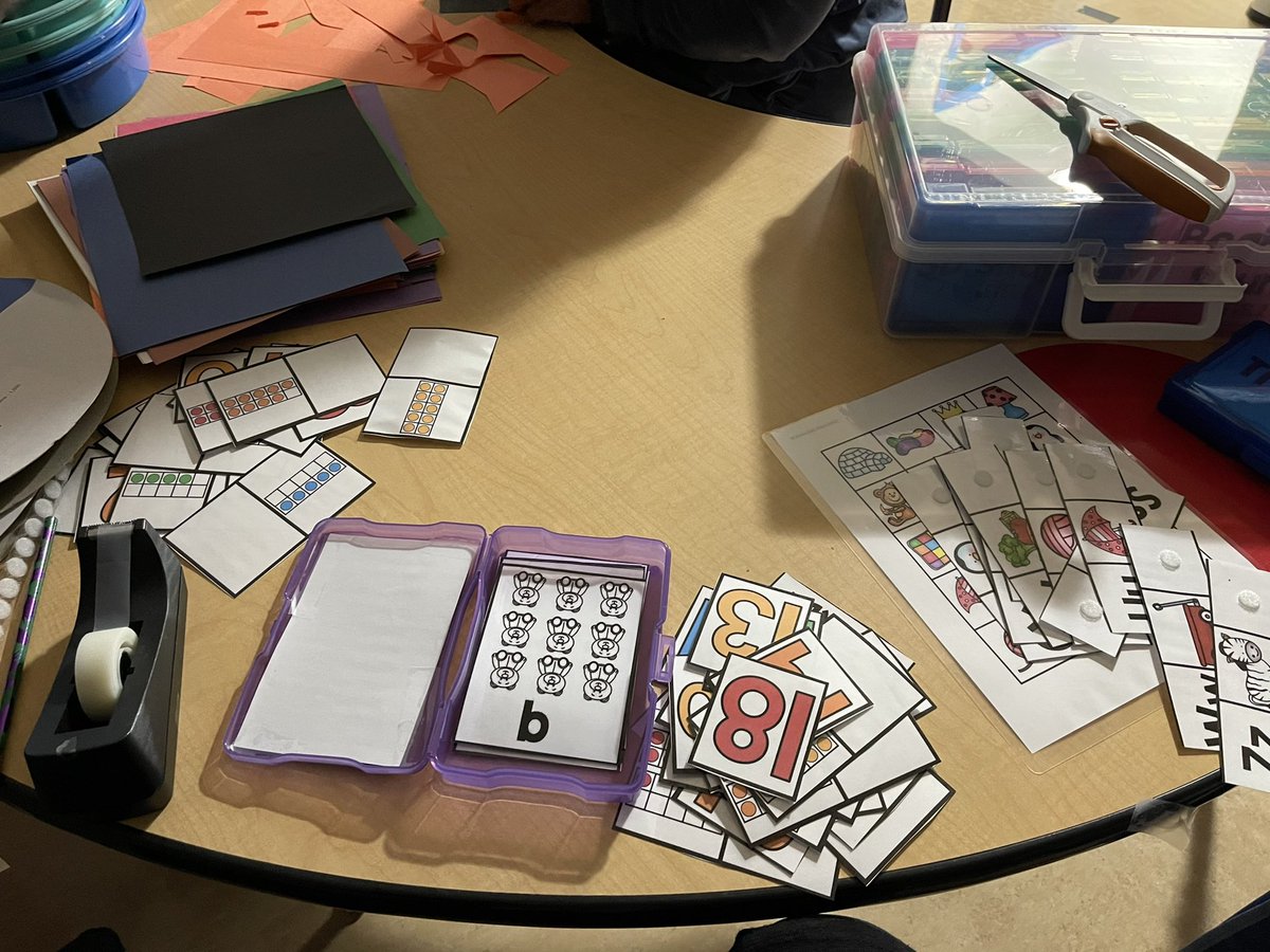 Serenity2326's tweet photo. More task boxes on its way!! While they watched a small video we continued to print, laminate and cut! Color ink finished after this round #iteachprek #literacy #math #SpecialEducation #taskboxes https://t.co/SxUQNU7YFc