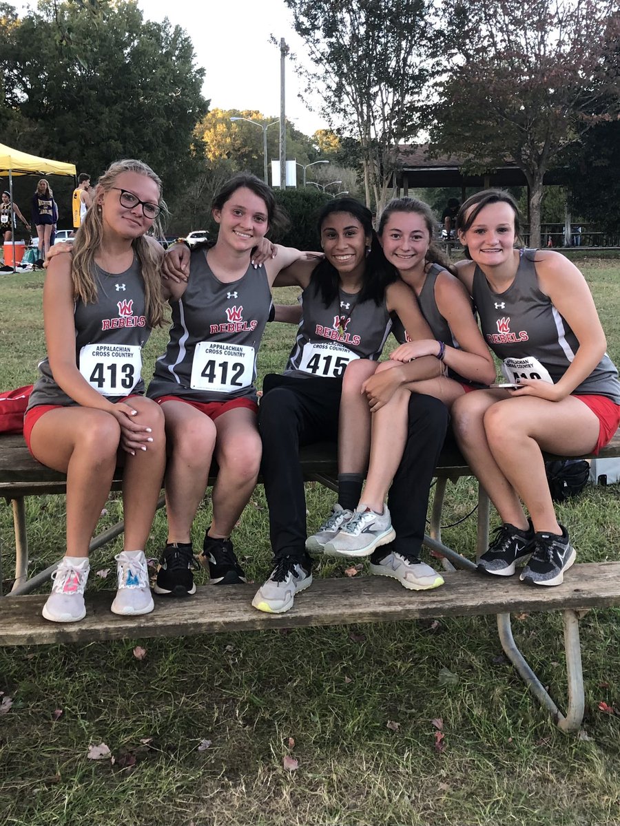 RickMitchem's tweet photo. CVAC CROSS COUNTRY CHAMPS!!!!! https://t.co/1OVBVbeOG2