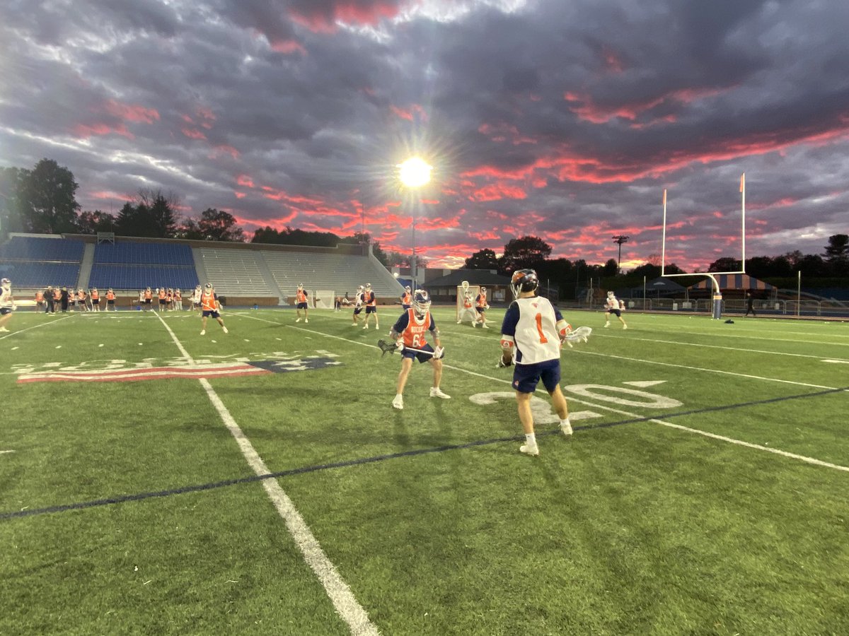 Bucknell_MLAX's tweet photo. Incredible views at tonight’s practice.

🥍#rayBucknell🥍 https://t.co/OcgCNzMmE7